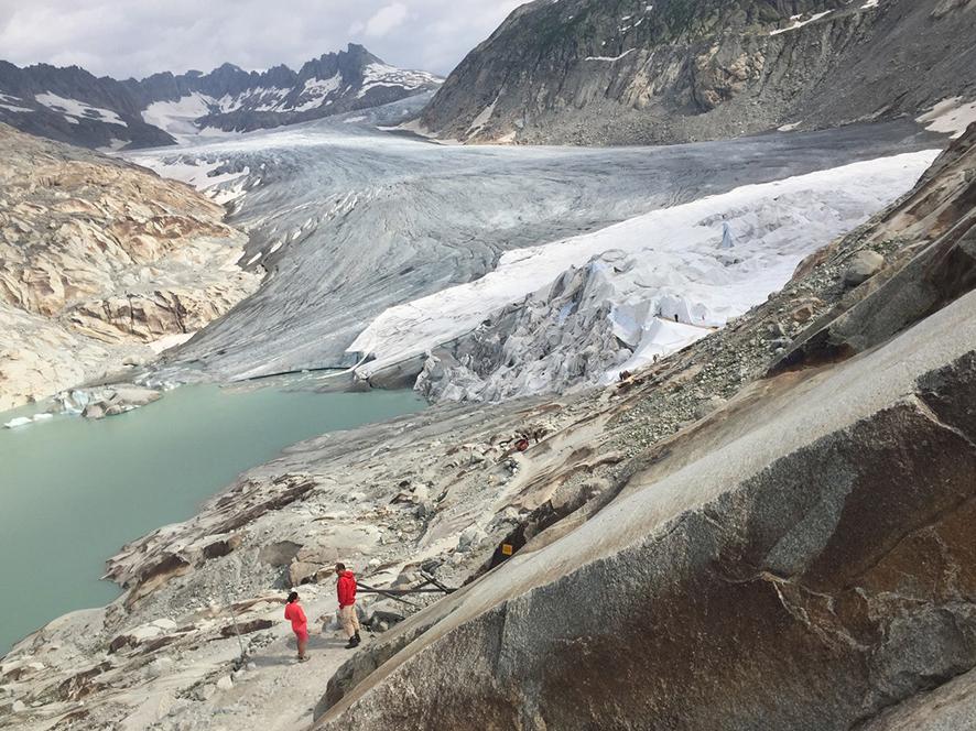 Les glaciers : regards transdisciplinaires sur les enjeux actuels