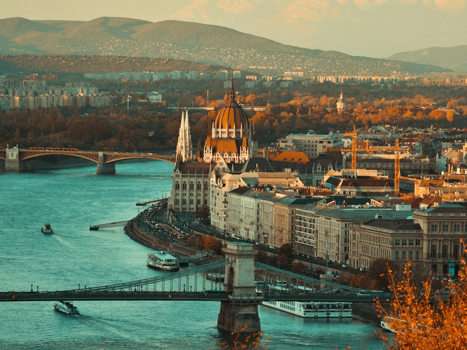 Appel à candidatures: bourses pour cours d'été en Hongrie