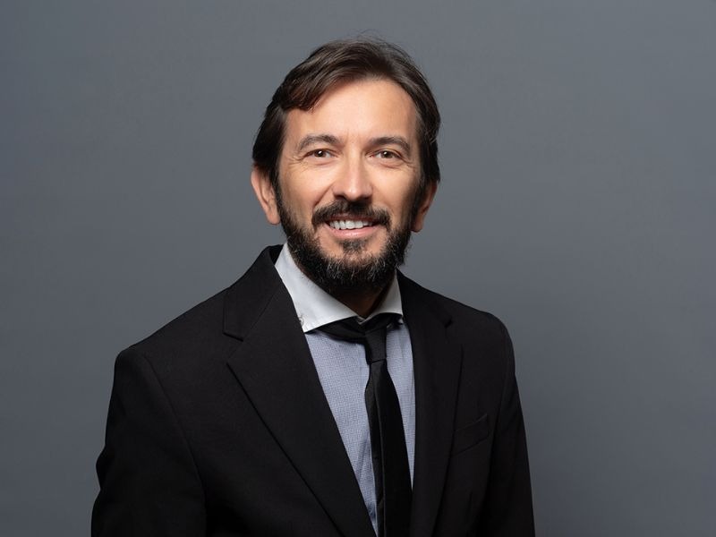 Federico Pierotti est nommé professeur associé en histoire des techniques et des pratiques cinématographiques